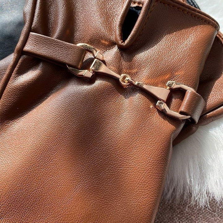 Warm Women’s Faux Leather Gloves – Scalloped Cuff, Lined