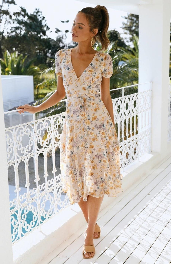 Elegant Long Sleeve Midi Dress for Women, Comfortable and Versatile Design for Daily Wear and Special Occasions