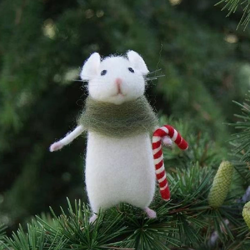 Handcrafted Felt Pumpkin Mouse Ornament - Unique Seasonal Decor for Halloween &amp; Christmas Celebrations