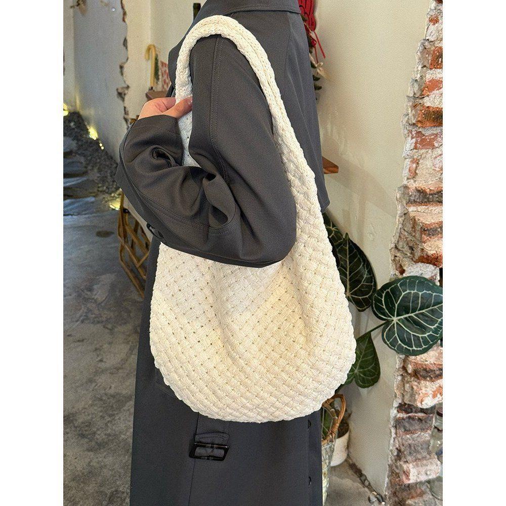 Soft women’s knitted tote bag – textured cross-border trend, knitted, everyday wear