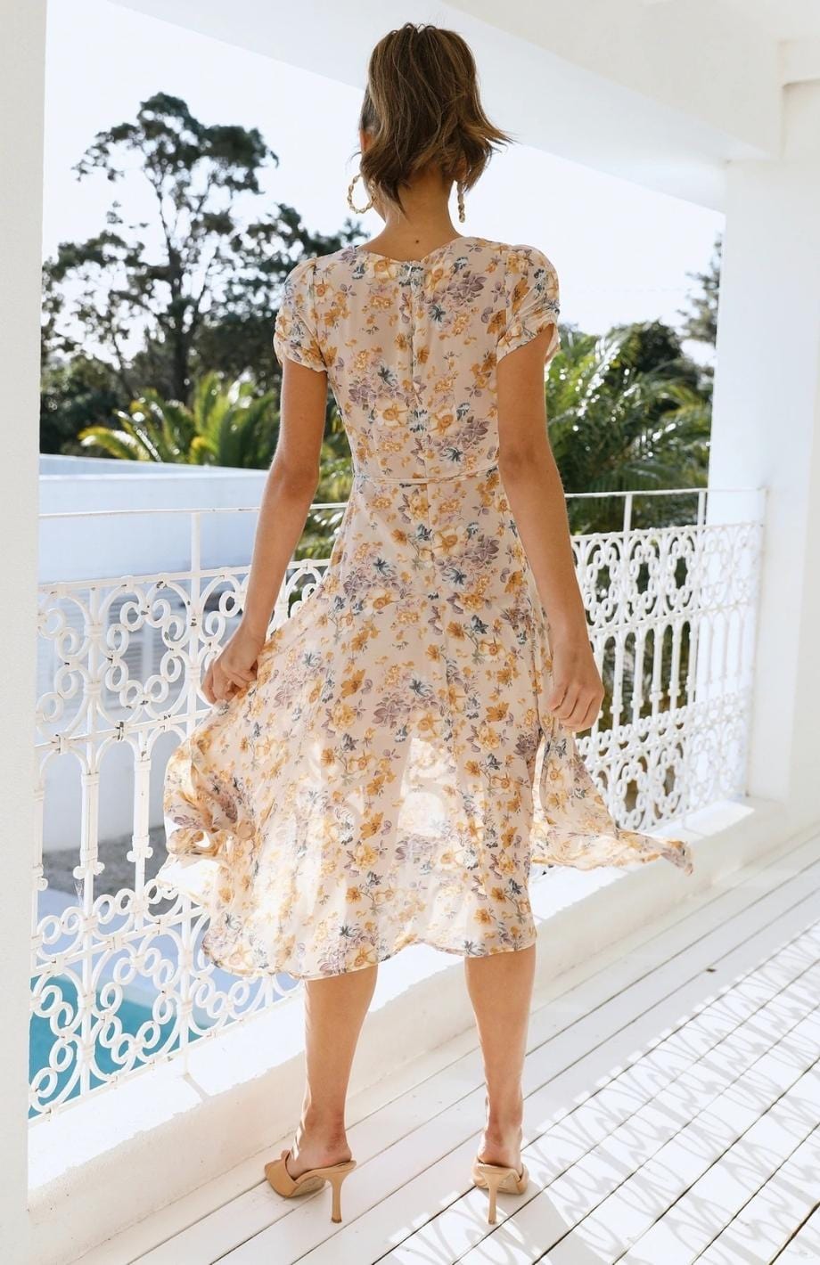 Elegant Long Sleeve Midi Dress for Women, Comfortable and Versatile Design for Daily Wear and Special Occasions