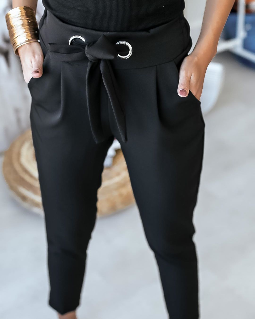 Lightweight &amp; flattering women’s high-waisted trousers – elastic polyester, for casual and office wear