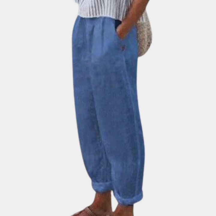 Breathable women’s lounge pants – relaxed fit, lightweight material, for summer outings