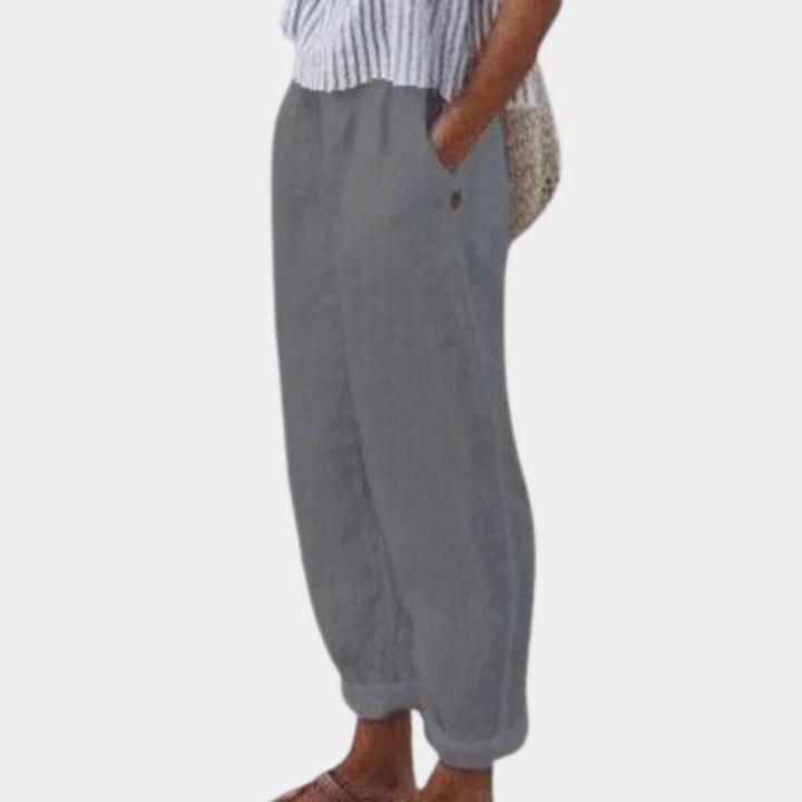 Breathable women’s lounge pants – relaxed fit, lightweight material, for summer outings