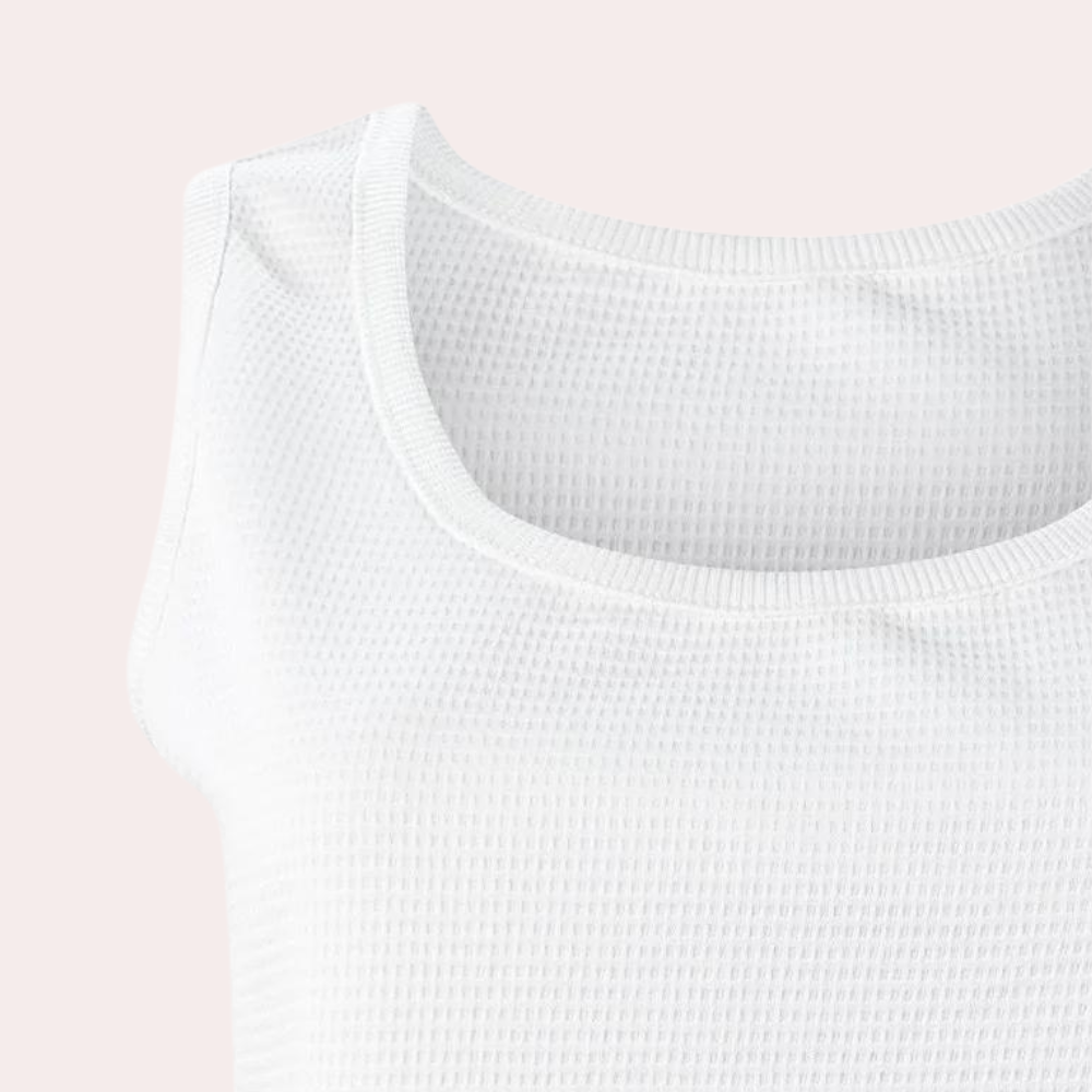 Breathable women’s tank top – casual fit, soft cotton, for everyday wear