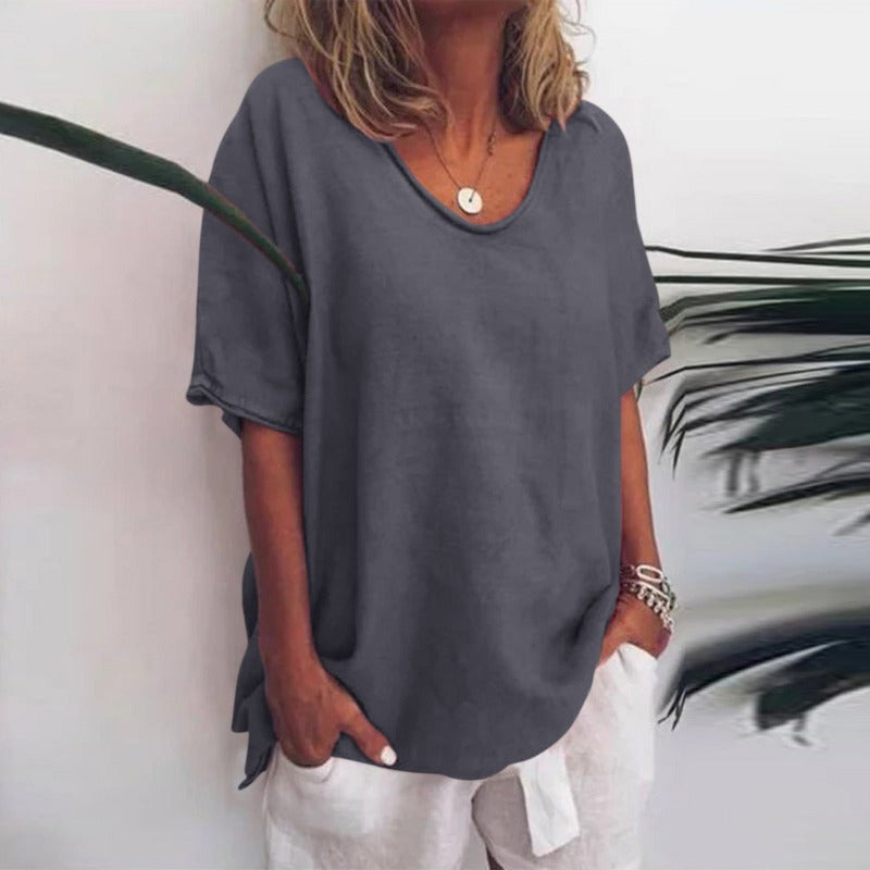 Breathable women’s crew neck shirt – classic design, soft fabric, for everyday wear