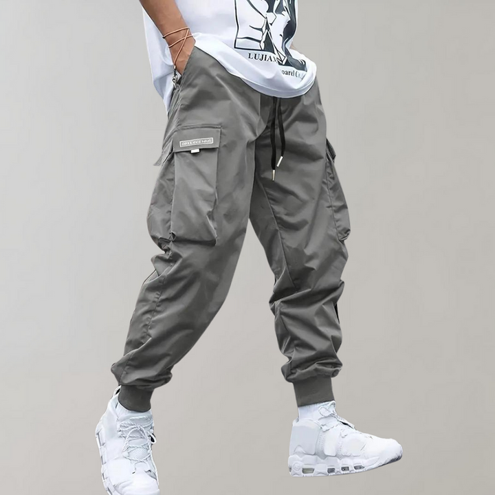 Relaxed Fit Black Cargo Pants for Men, Breathable and Flexible Casual Trousers with Functional Pockets