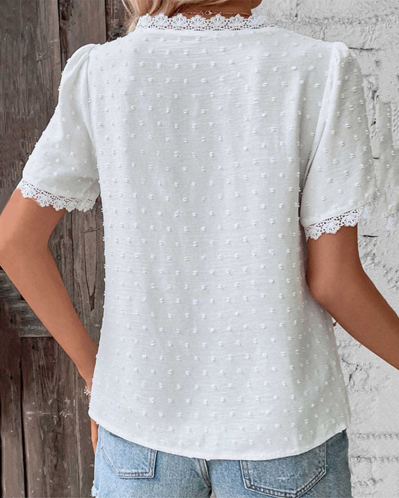 Lightweight women’s blouse – V-neck, 100% cotton, for casual or special occasions
