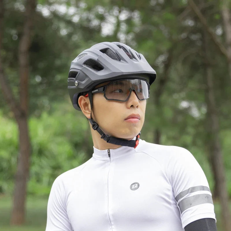 Photochromic Cycling Glasses Lightweight MTB Road Sunglasses With UV400 Protection Summer 2026 Trend