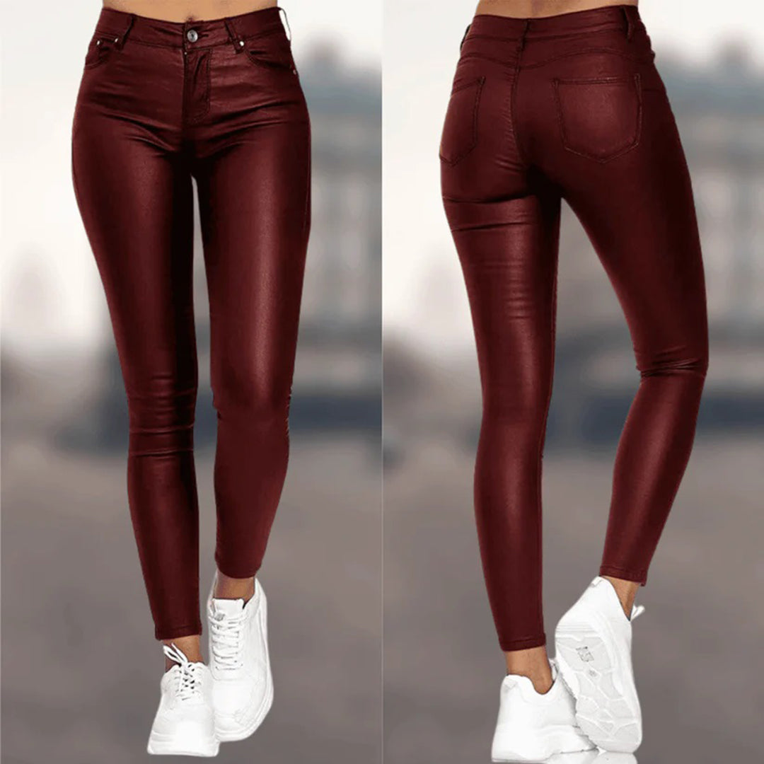 Breathable women’s skinny jeans – fitted design, stretchy material, for casual wear