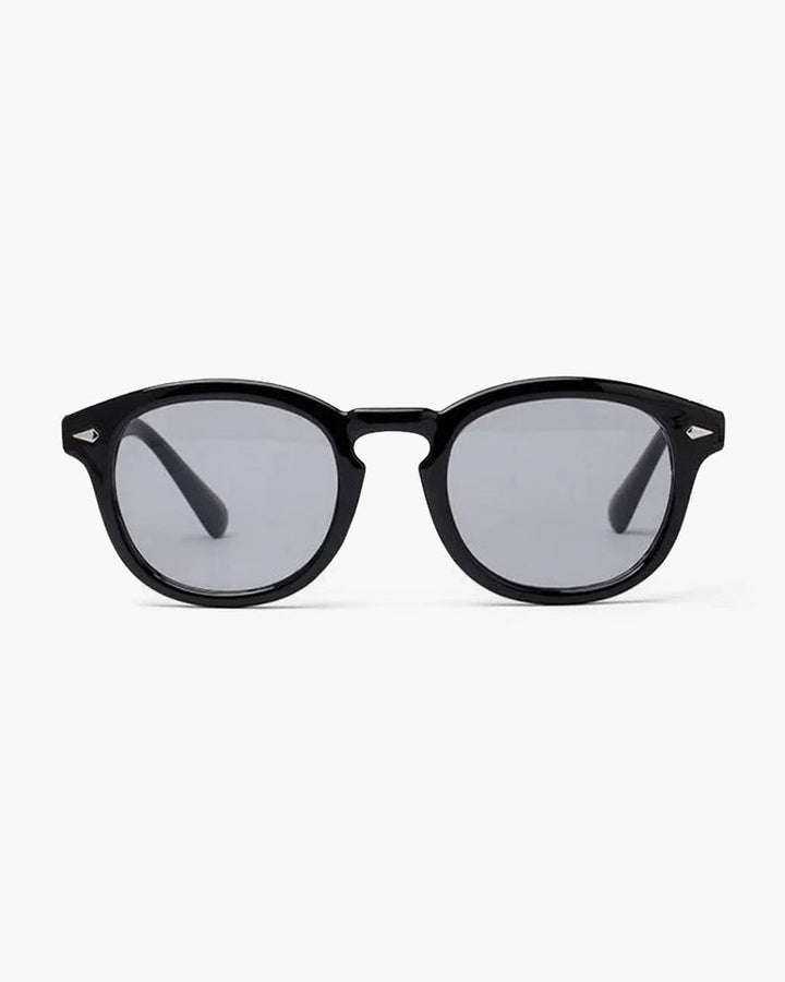 Lightweight men’s sunglasses – classic design, plastic frame, for daily wear