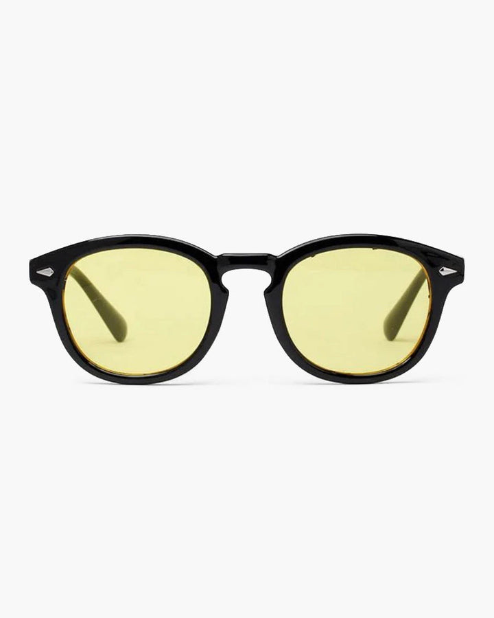 Lightweight men’s sunglasses – classic design, plastic frame, for daily wear