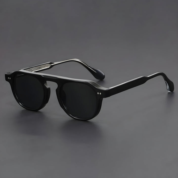 Lightweight men’s sunglasses – retro design, durable material, for every occasion
