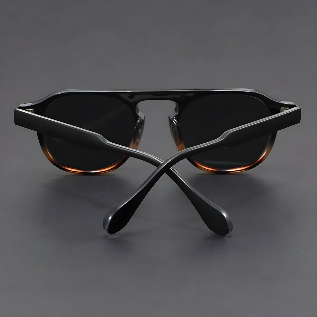 Lightweight men’s sunglasses – retro design, durable material, for every occasion