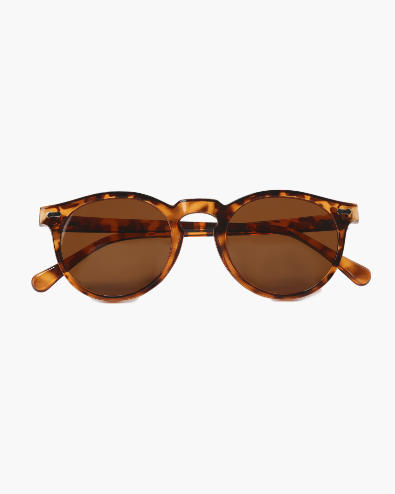 Lightweight men’s polarized sunglasses – modern design, UV400 protection, for casual and sports activities