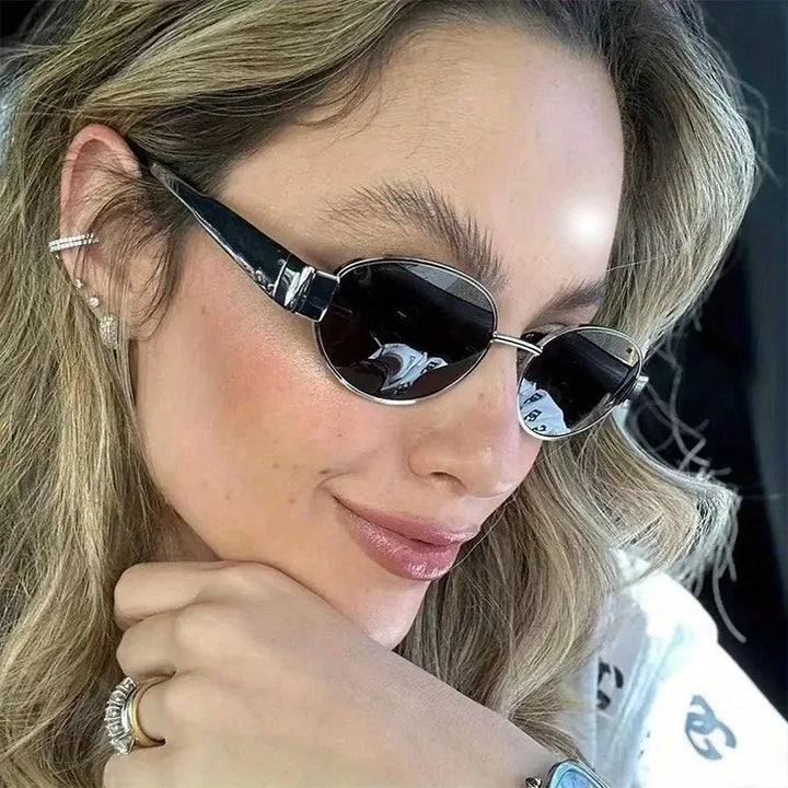 Lightweight women’s oval sunglasses – metal frame, UV400 protection, for everyday wear