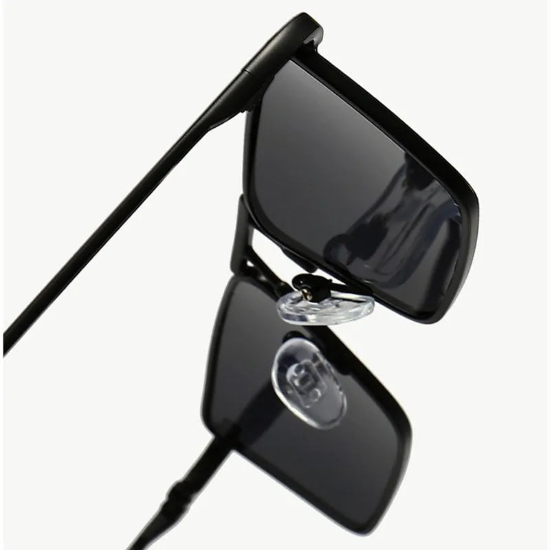 Lightweight men’s aviator sunglasses – modern design, plastic, for sunny days