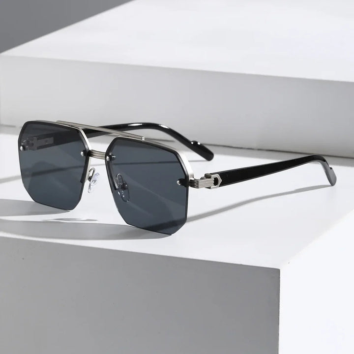 Lightweight men’s geometric sunglasses – minimalist design, plastic, for everyday use