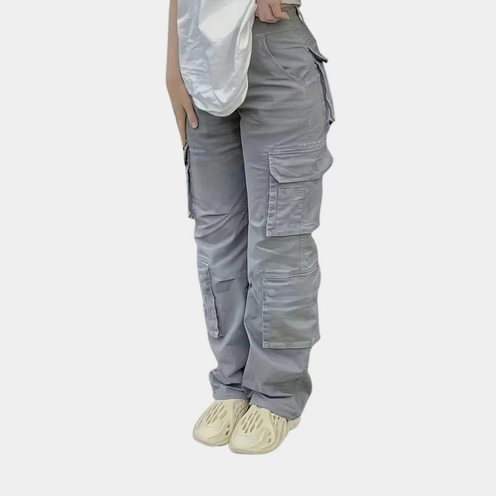 Lightweight &amp; versatile women’s cargo pants – breathable design, durable fabric, ideal for summer
