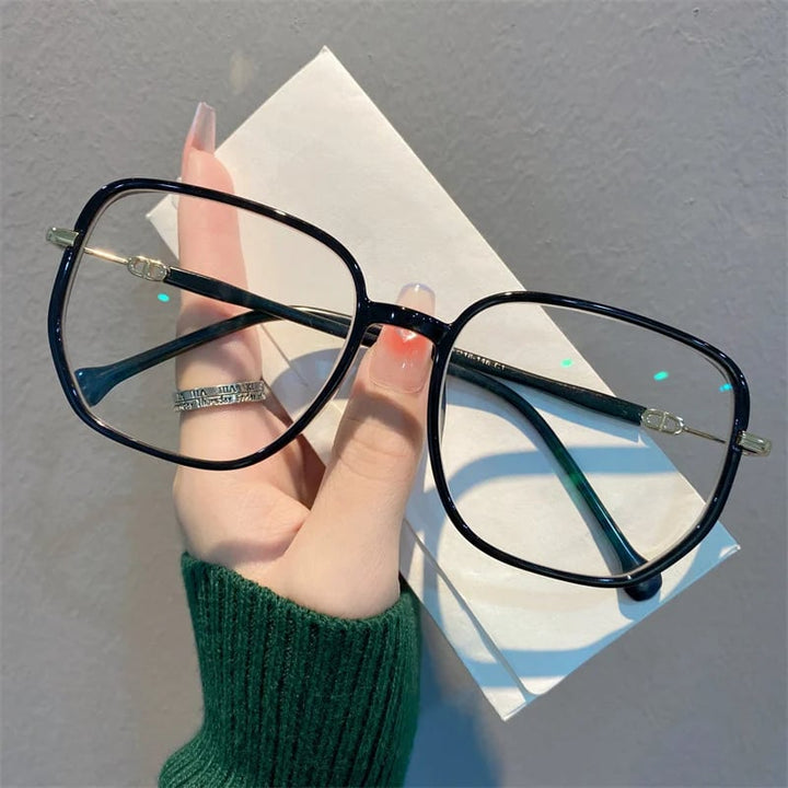 Lightweight women’s anti-blue light reading glasses – rimless design, durable, for screen work