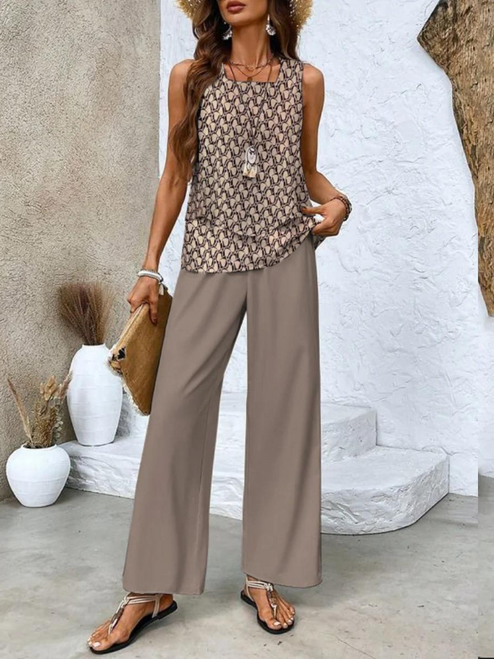 Lightweight &amp; breathable women’s summer ensemble – sleeveless top, airy fabric, for warm days