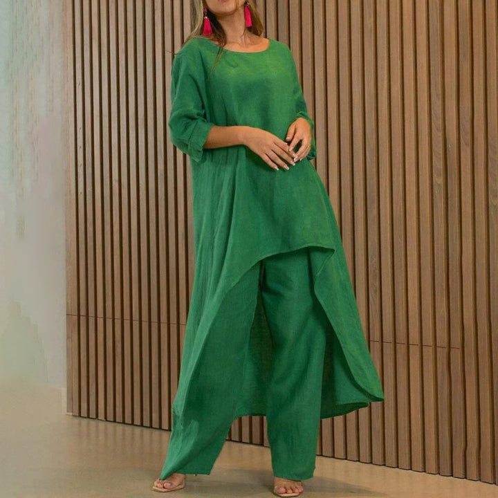 Lightweight &amp; Flattering women’s two-piece set – airy blouse and pants, linen and cotton, for summer outings