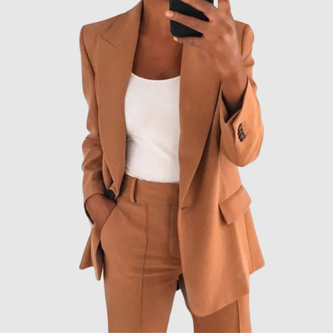 Lightweight &amp; breathable women’s blazer – tailored fit, durable fabric, for office or casual wear