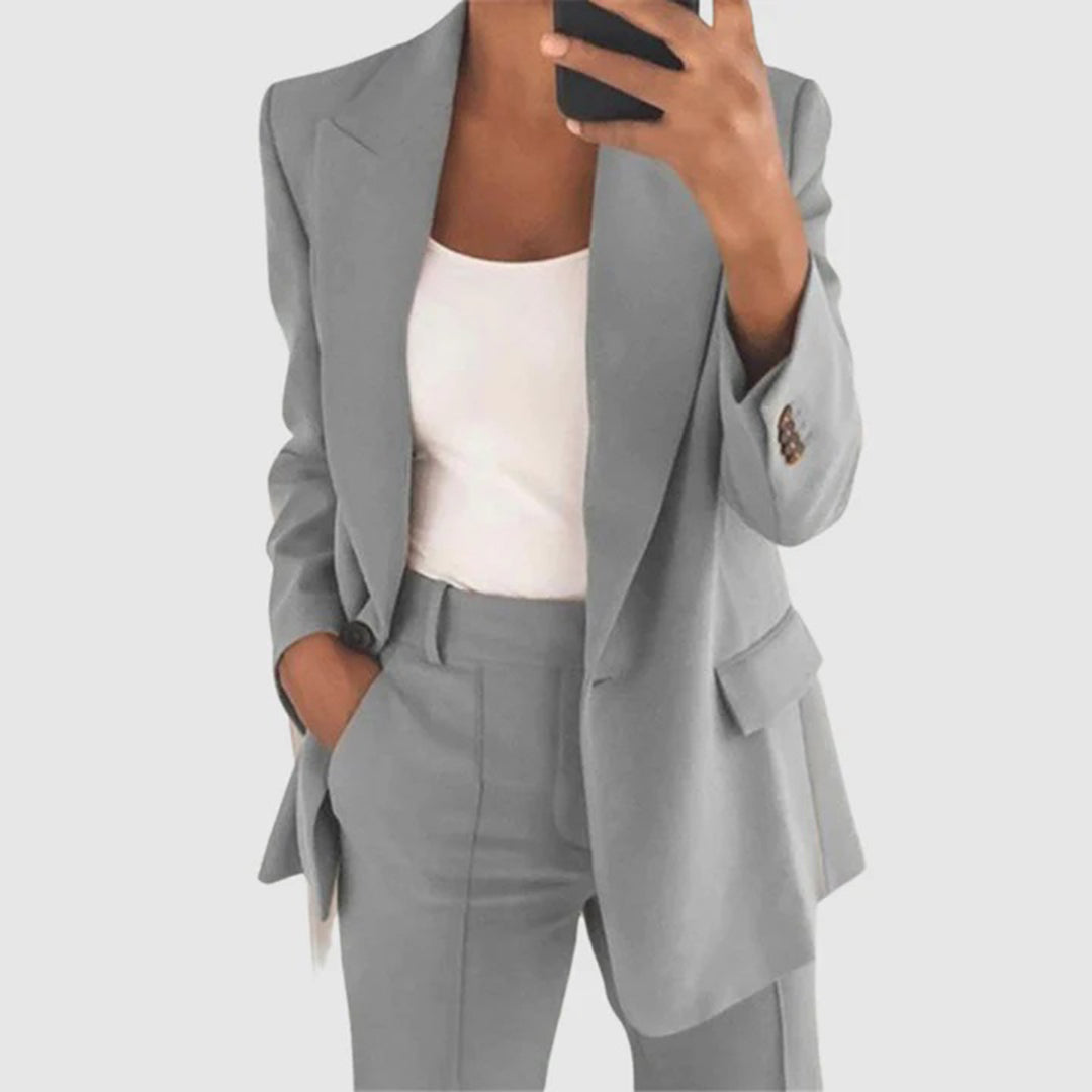 Lightweight &amp; breathable women’s blazer – tailored fit, durable fabric, for office or casual wear