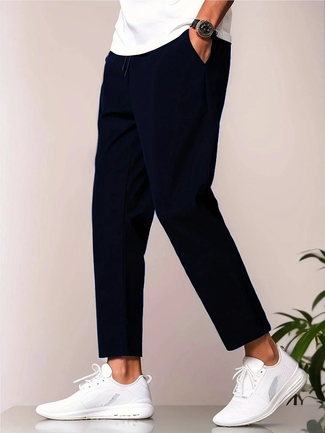 Lightweight &amp; casual men’s trousers – comfortable fit, breathable fabric, for everyday wear