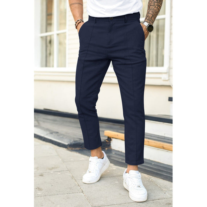 Lightweight &amp; versatile men’s casual trousers – relaxed fit, soft fabric, for everyday wear