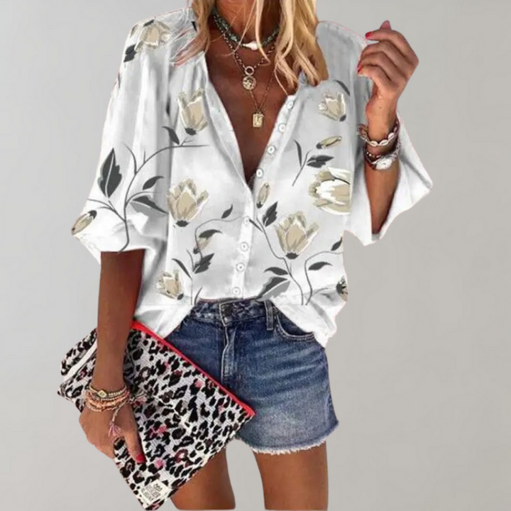 Lightweight women’s blouse – floral print, breathable fabric, for summer outings