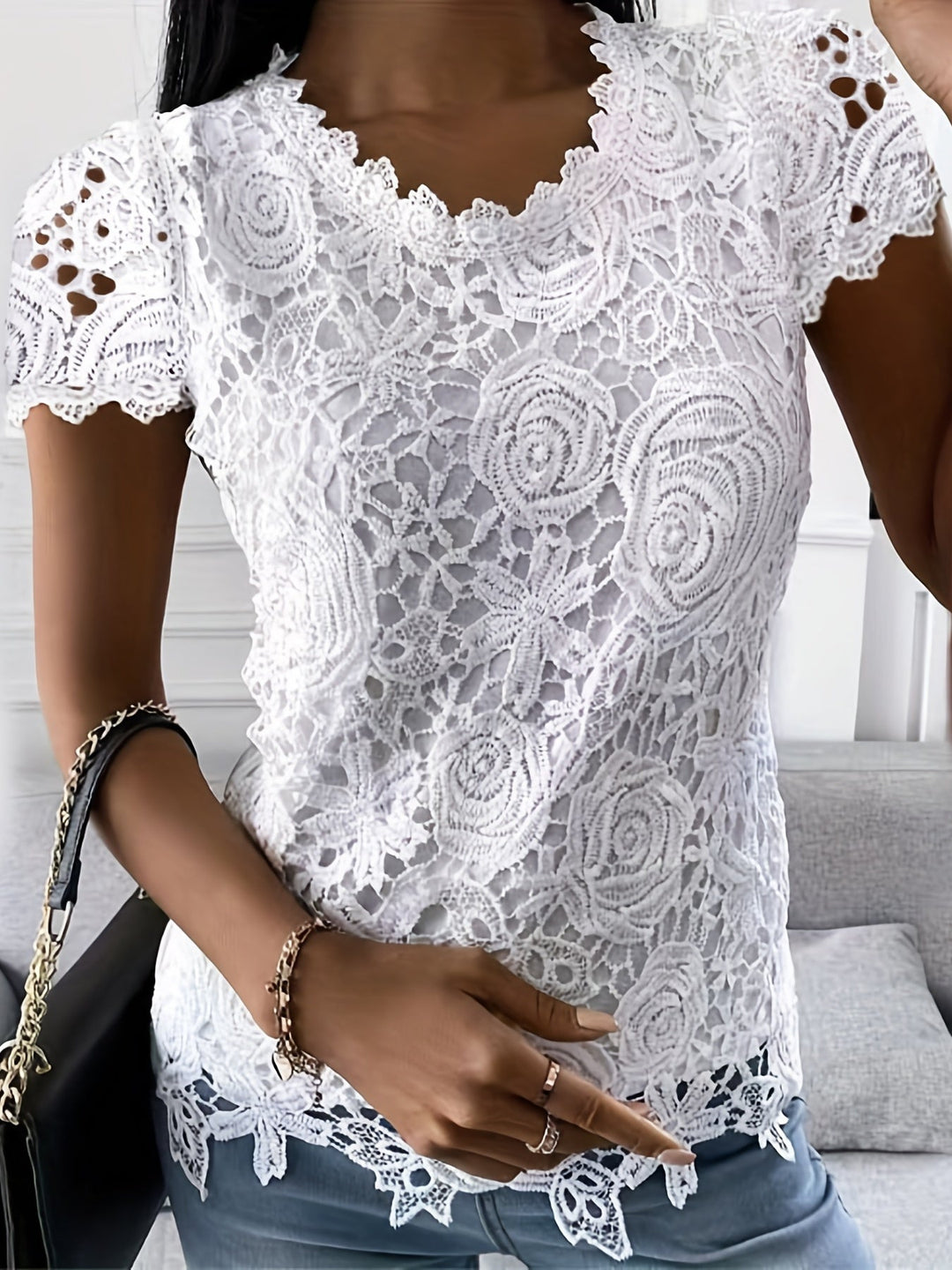 Lightweight women’s short sleeve t-shirt – elegant design, breathable fabric, for spring &amp; summer