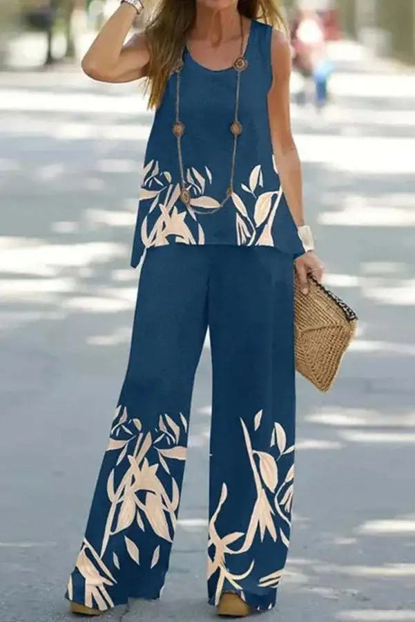 Lightweight women’s two-piece set – artistic floral design, polyester, for all occasions