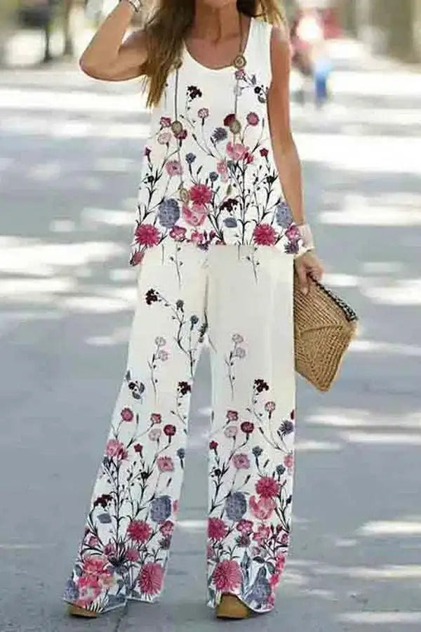 Lightweight women’s two-piece set – artistic floral design, polyester, for all occasions