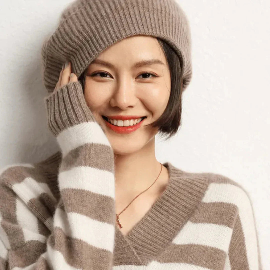 Soft Women’s Cashmere Beret – Ribbed Foldover Band, Winter