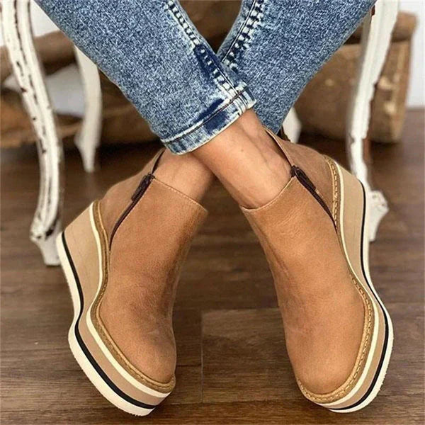 Luxurious Women&