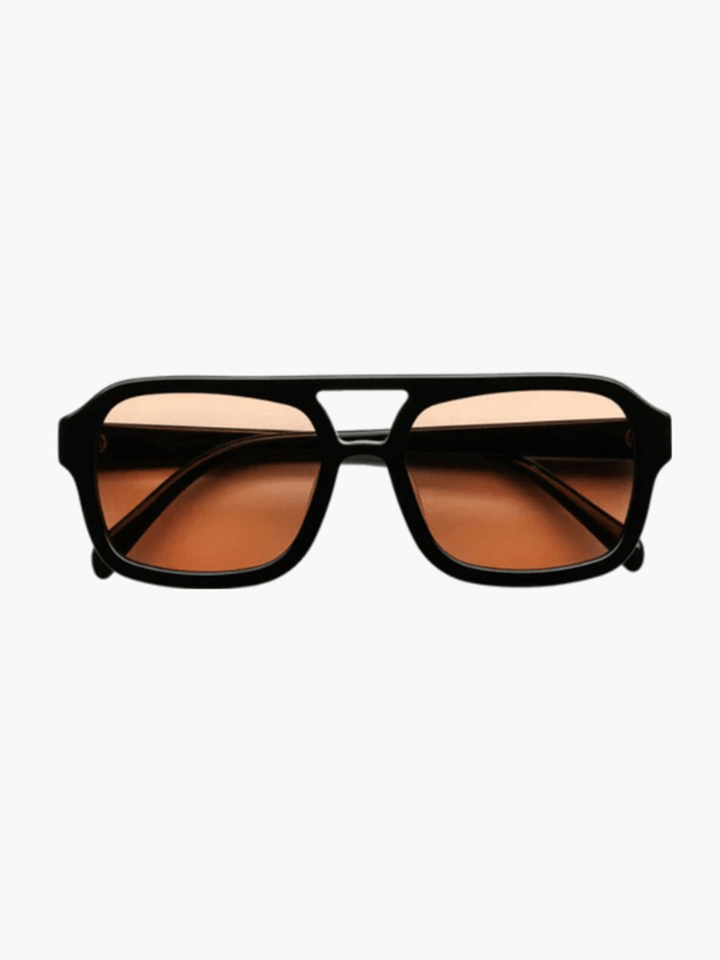 Lightweight unisex sunglasses – vintage design, UV400 protection, for leisure and travel