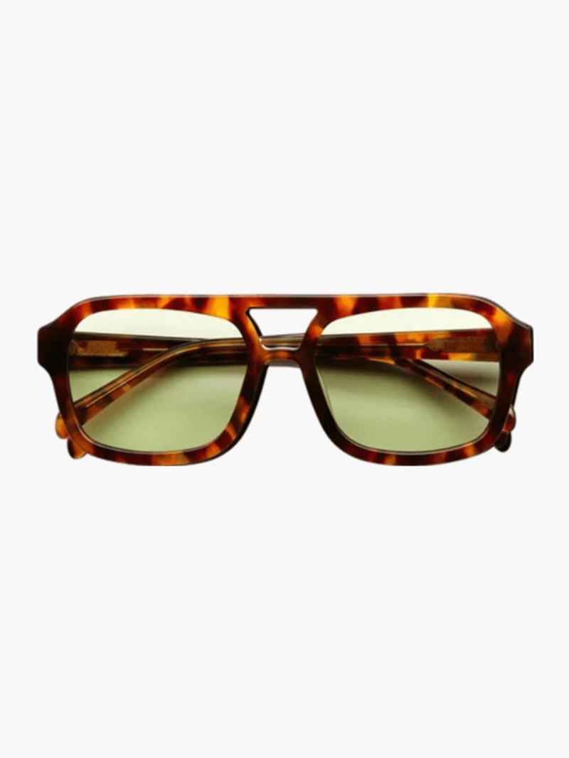 Lightweight unisex sunglasses – vintage design, UV400 protection, for leisure and travel