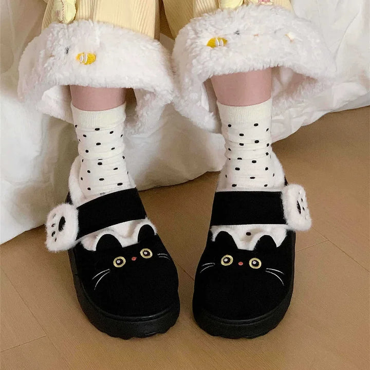 Soft Women’s Cat Slippers - Cat-Face Design, Plush Lining, Cozy Indoor Lounging