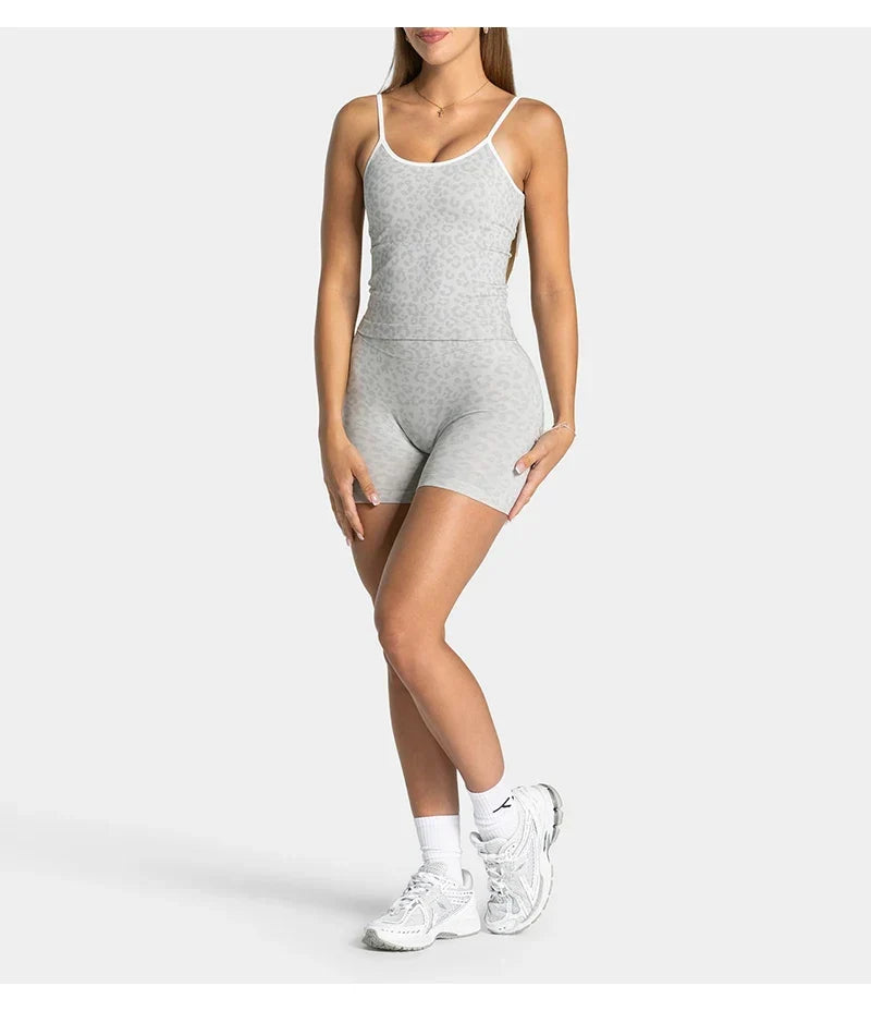 Stretchy women&