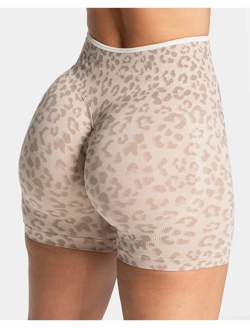 Stretchy women&
