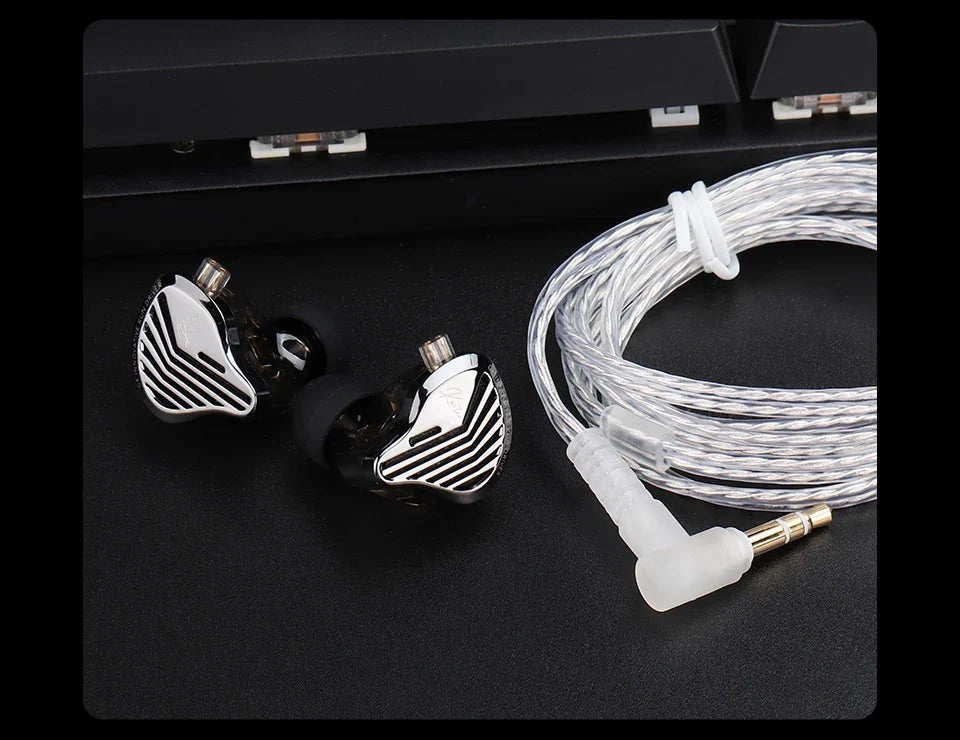 Earphones Dynamic Driver HiFi Earbuds With Detachable Cable For DJ Use Summer 2026 Trend