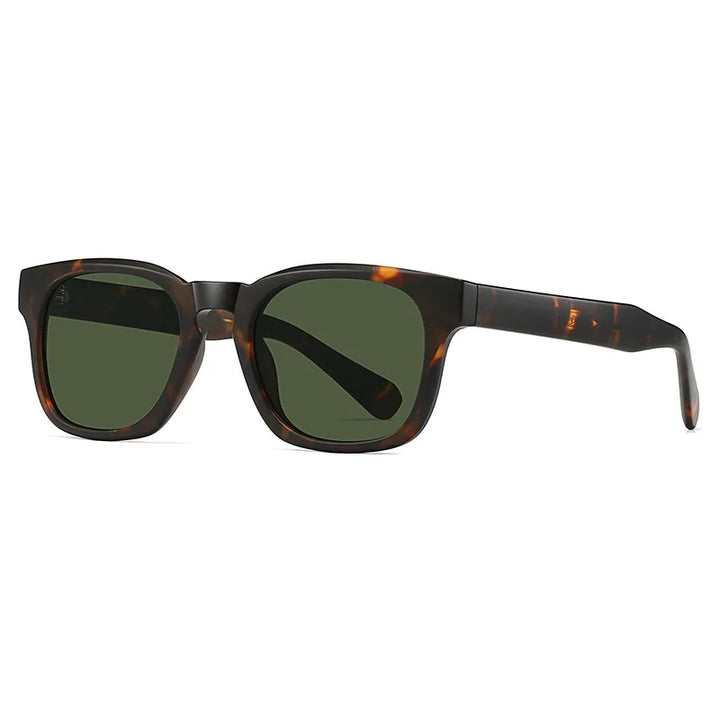 Retro square unisex sunglasses – UV400 gradient lenses, vintage style, travel and beach