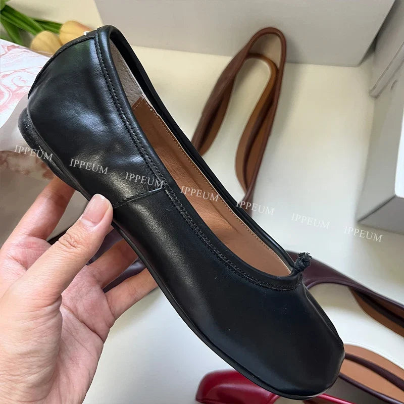 Lightweight Womens Split Toe Ballet Flats - Mary Jane, PU