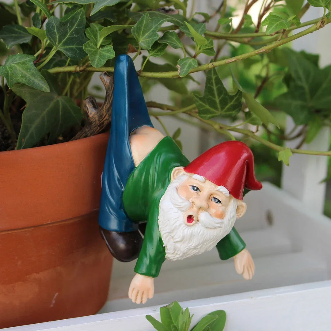 Garden Gnome Hanging Statue Resin Outdoor Ornament Summer 2026 Whimsical Garden Decor Gift Idea