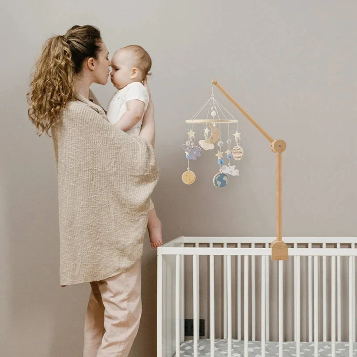 Wooden Crib Mobile Bracket Newborn Sensory Toys Soothing