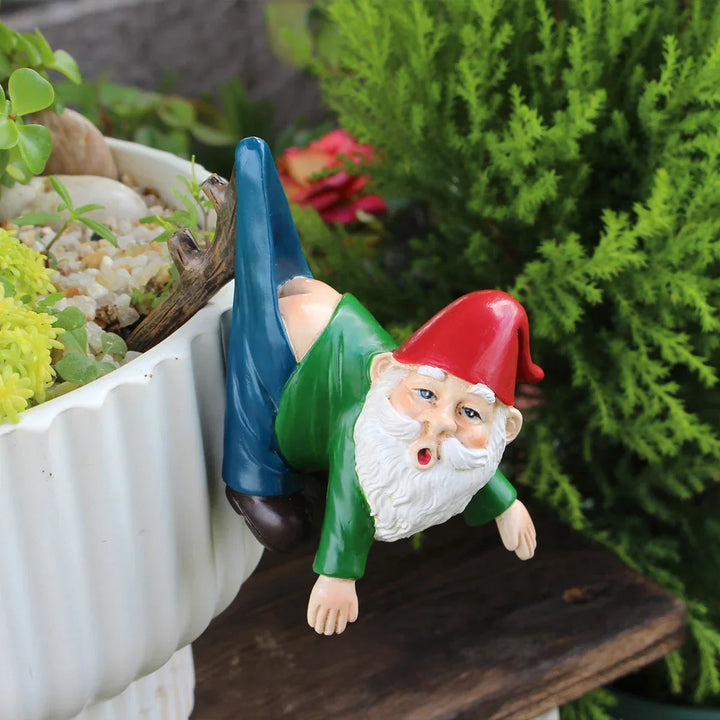 Garden Gnome Hanging Statue Resin Outdoor Ornament Summer 2026 Whimsical Garden Decor Gift Idea
