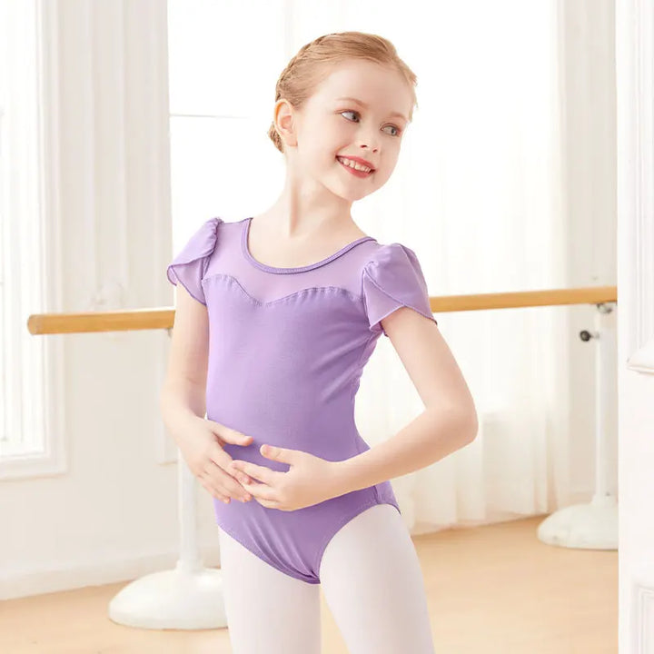 Stretchy girls&
