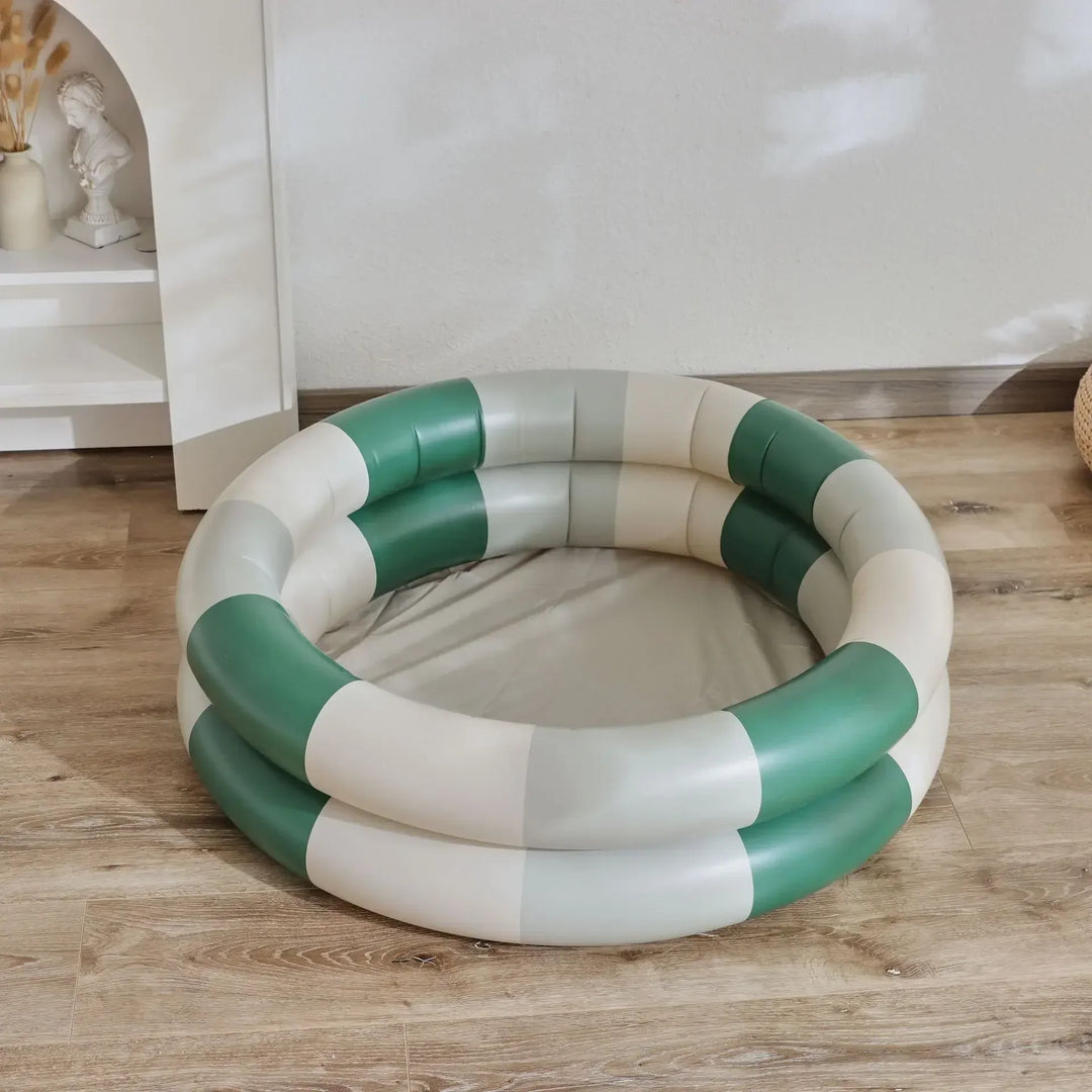 Inflatable PVC Ocean Balls for Kids - colourful Summer Pool Toys for Garden and Courtyard Play
