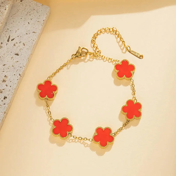 Bracelet Stainless Steel Double Sided Clover Petal Design Gold Plated Five Leaf Charms Gift Idea for Moms Fall 2026